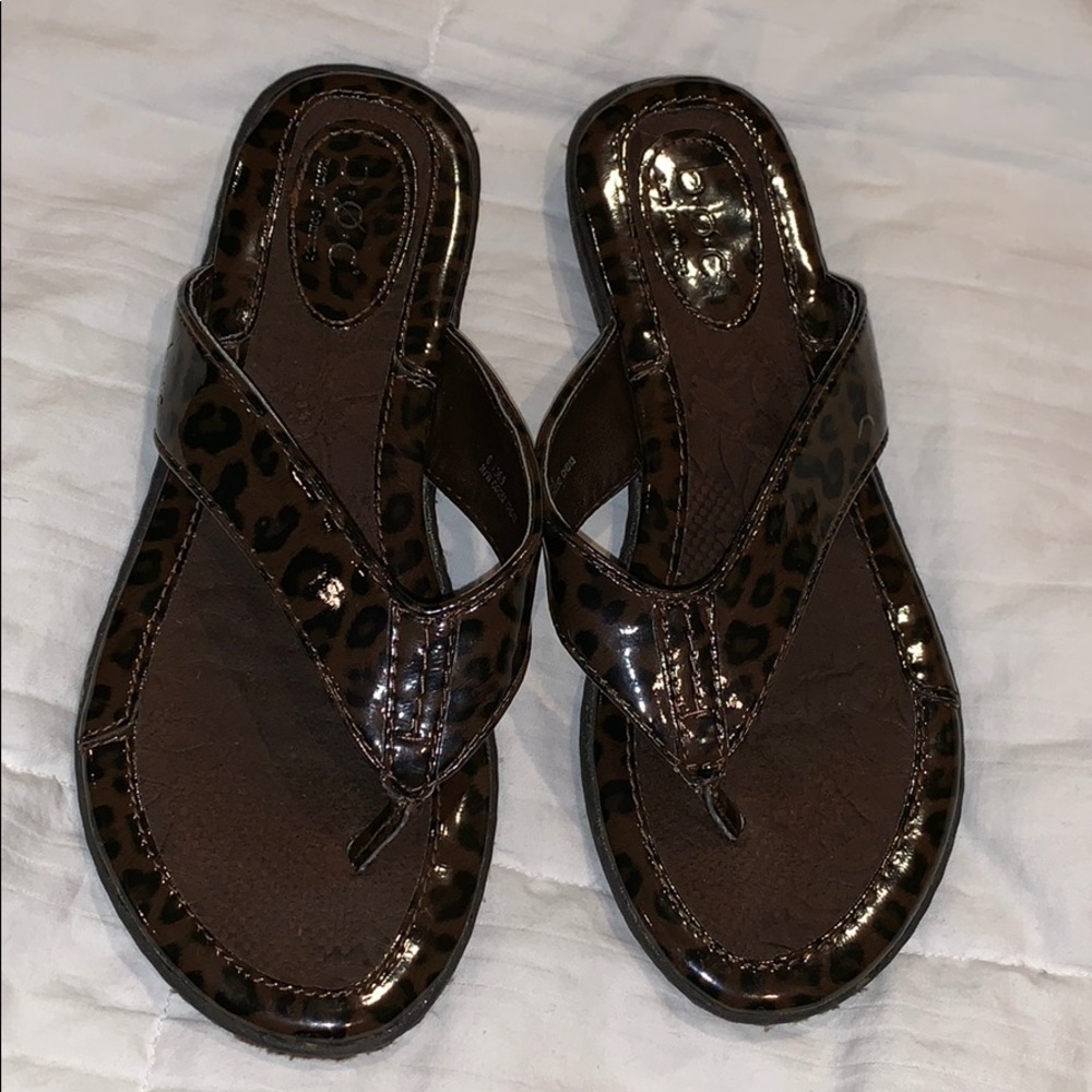 Born concept leopard print sandals.